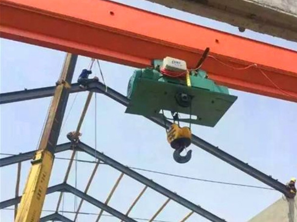 广东中山桥式起重机厂家 铸造起重机龙门钩衬板耐高温耐磨材料选型